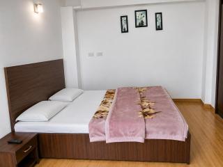 Hotel Bharmour View - 4