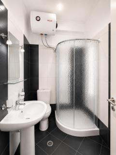 Ideal Holiday Apartments - 5