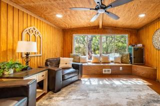 Pottsboro Lodge - Sleeps 15 - Hot Tub & Patio - 4