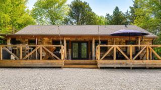 Pottsboro Lodge - Sleeps 15 - Hot Tub & Patio - 2