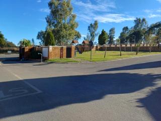 Honeybush Complex - 4
