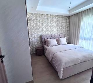 Elegant new apartment with pool, sea 500 m away - 9