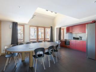 Magnifique duplex rénové 7 pièces, proche pistes, sauna, hammam, salle de fitness - 3