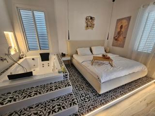 ALBI - Private Spa Retreat in Haifa - 1