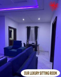 Britney Luxury Apartment - 8
