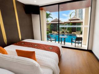 Royal Thai Pavilion Jomtien Hotel - 1