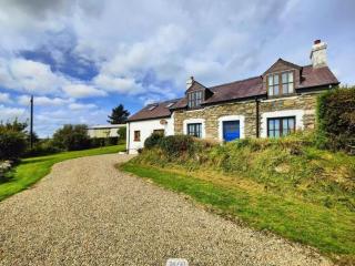 Ysgol Hill Main House - 3
