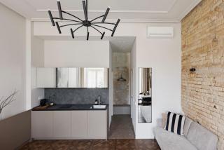 Boutique studio with Balcony - 2