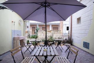 Stanza storica Gran stella leccese, A7passi da " camera con bagno e balconcino privato e con ingresso semi-indipendente - wi-fi " - 1