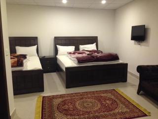 The Smart Hills Hotel Murree - 1