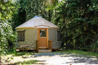 Mount Vernon Camping Resort 16 ft. Yurt 6 - Bow - 0