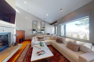 Red Sky Luxury Retreat - 4
