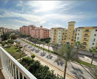 Luxury 2BR Apartment in Dreamland-701 - 3