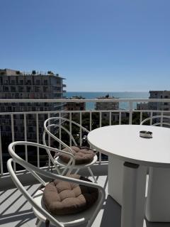 Sunrise Retreat Apartment - 6
