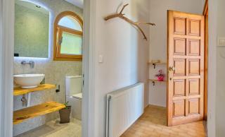 Anastasia's Appartment - 6