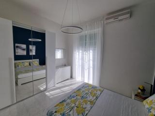 Como Vibe House - modern apt 5 min walk to center - 1