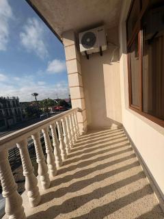 Golden House HOTEL - 8