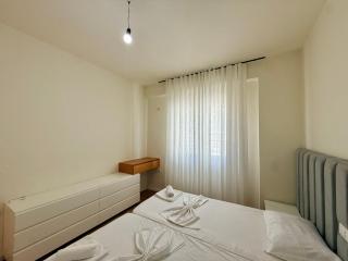 Arlan's Beach Apartment - 3