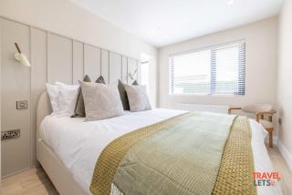 3 Bedroom Luxury House By Travel Lets Self Catering Accommodation Templepatrick Near Airport - 5