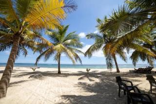 Apartamento Frente Al Hermoso Mar Caribe, Playa Juan Dolio, RD - 2