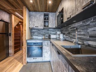 Studio rénové avec balcon au centre Val-d'Isère - FR-1-518-129 - 2