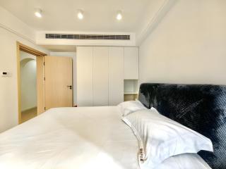 Shanghai Magnolia Family Apartment Steps from Line 8 and Xujiahui - 2