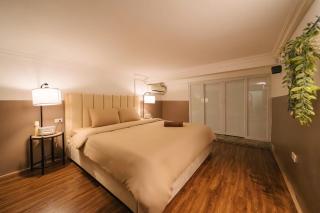 Morden Apt 6Br Old Quater - 6