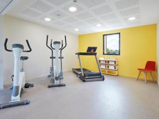 Kyriad Prestige Pau – Palais des Sports - Pau - 3