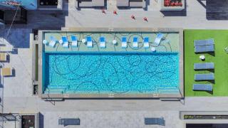 Houston Luxury Apartment Features a rooftop pool city views and king-size beds - 3