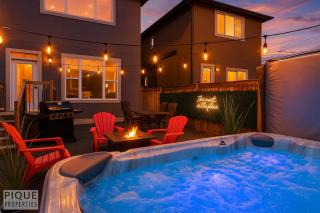 Mayfield Manor - Hot Tub - KingBed - FireTable - BBQ - Wifi - 9