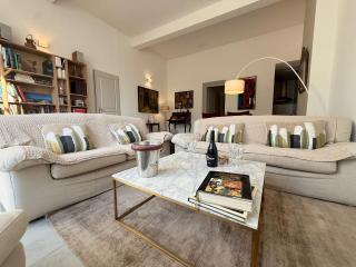 T3 Appartement HYPERCENTRE PROCHE COMMERCE- PARKING - 2 Chambres Wifi Gratuit - 9