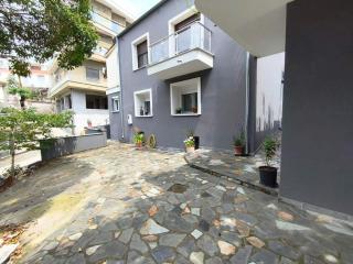 Giovanni's House - 8