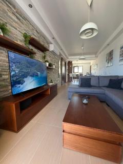 Elysian Heights Pool, Rooftop & Views - 2