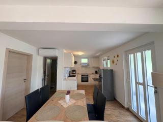 Apartma Zari - 0