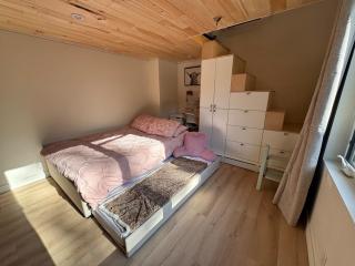 Quiet detached home steps from all the action! - 9