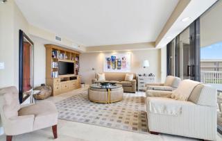 Three Bedroom Residence with Ocean and Water Views - 6