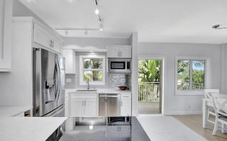 Two Bedroom Waterfront Residence with Pool Views - 5