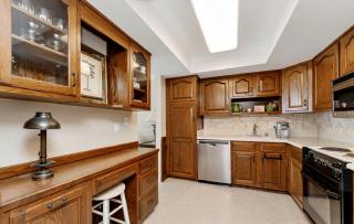 Two Bedroom Oceanfront Residence with Expansive Ba - 3