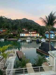 6-Bedroom House with Pool and Boat Deck - 2