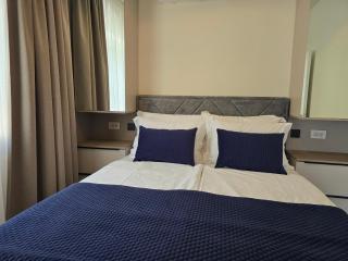 Nautico apartment with swimming pool - 2