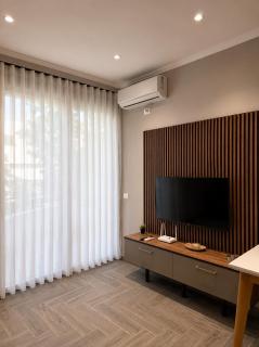 The Silver Haven by Wave Apartments - 9