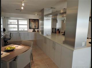 Two Bedroom Waterfront Residence with Intracoastal - 7