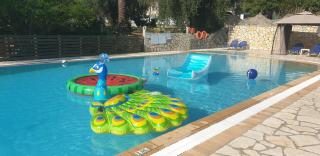 Poolfront Escape – Cabana 13 - 4