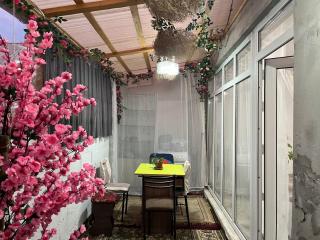 Friendly House - 2