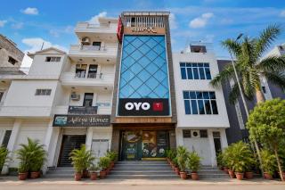 Hotel O Star X - 0
