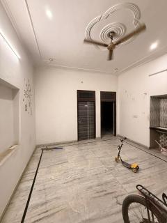 Airy 3BHK Apartment 2 Balconies Ideal for Family & Professionals - 0