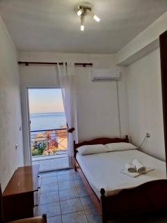 Himara Holiday House - 1
