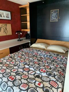 downtown vancouver independent affordable suit 1 - 7