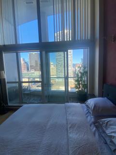 downtown vancouver independent affordable suit 1 - 5