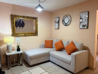 Townhouse Ejecutivo! En Rio de Piedras, Cortés - 7